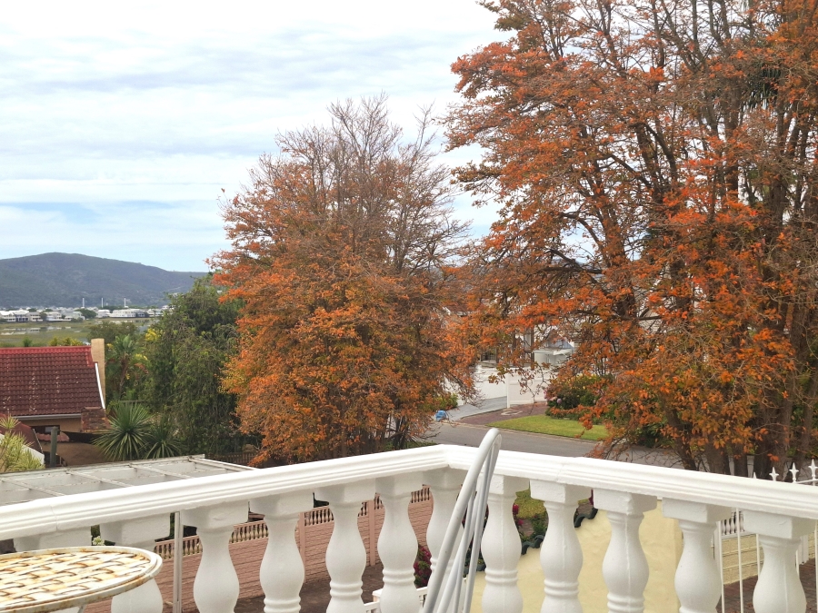 3 Bedroom Property for Sale in Costa Sarda Western Cape